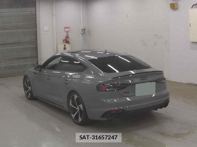 Audi RS5 2019-11 8866607-1