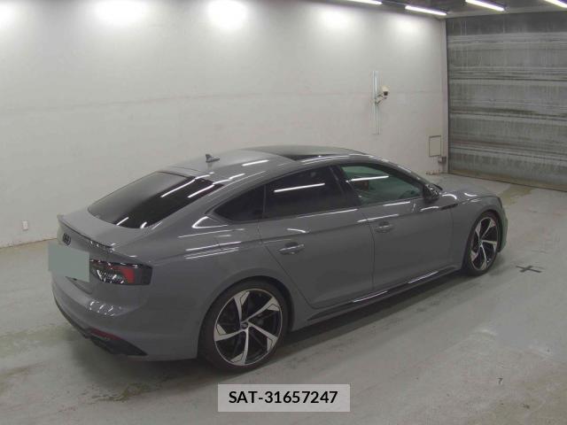 Audi RS5 2019-11 8866607-4