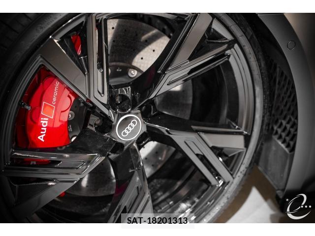 Audi RS6 2021-02 8865523-6