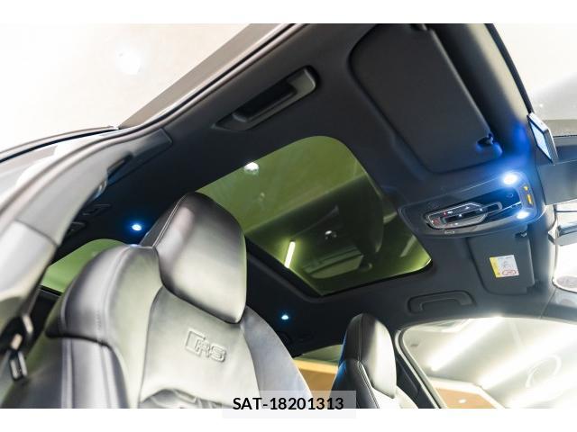 Audi RS6 2021-02 8865523-7