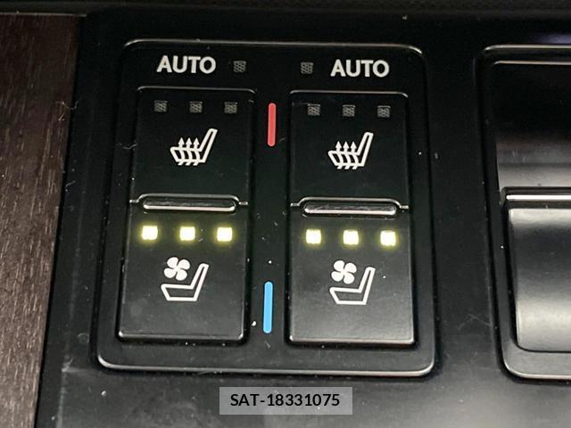 Lexus RX 2016-11 8866130-5