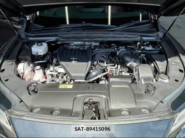 Lexus RX 2023-02 8867398-13
