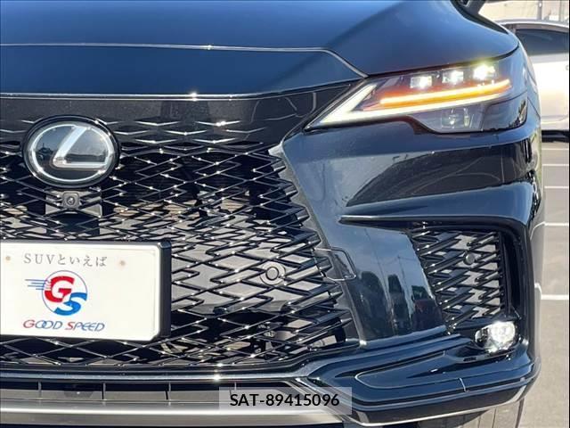 Lexus RX 2023-02 8867398-19