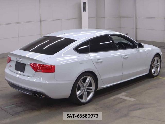 Audi S5 2013-08 8866609-5