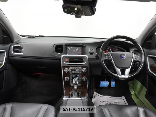 Volvo S60 2017-10 8865726-2
