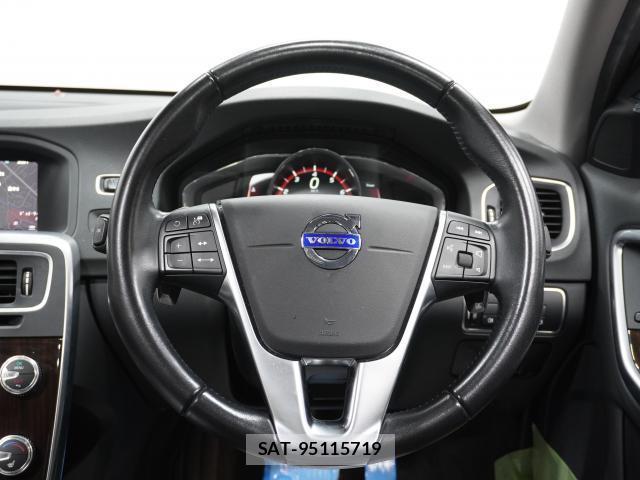 Volvo S60 2017-10 8865726-3