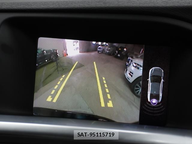 Volvo S60 2017-10 8865726-4