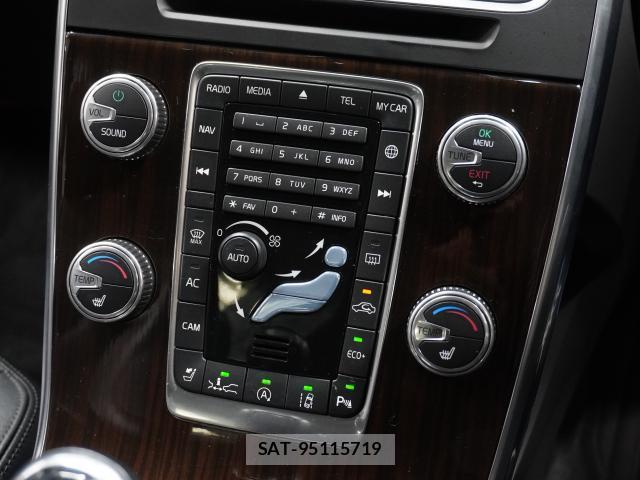 Volvo S60 2017-10 8865726-8