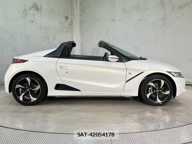 Honda S660 2017-04 8867557-13