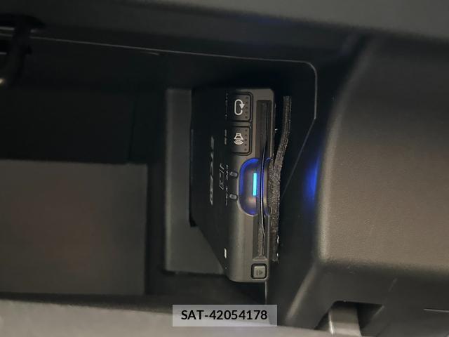 Honda S660 2017-04 8867557-3