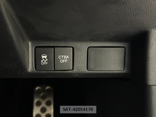 Honda S660 2017-04 8867557-9