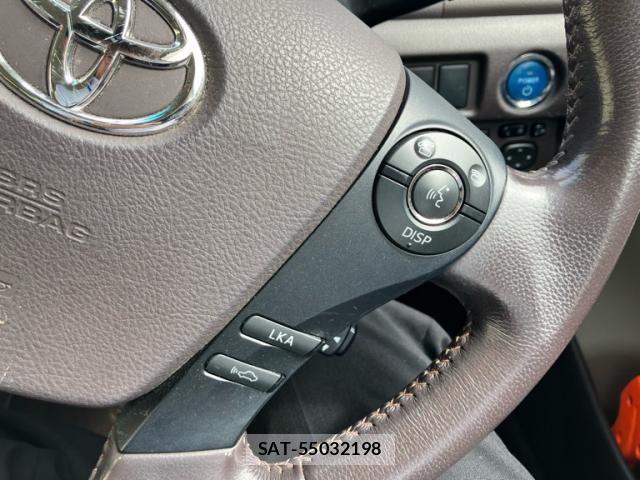 Toyota SAI 2010-10 8865916-9