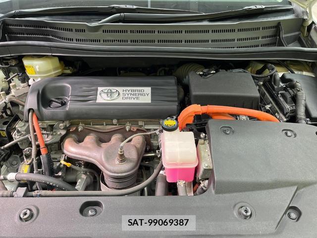 Toyota SAI 2011-05 8867188-17