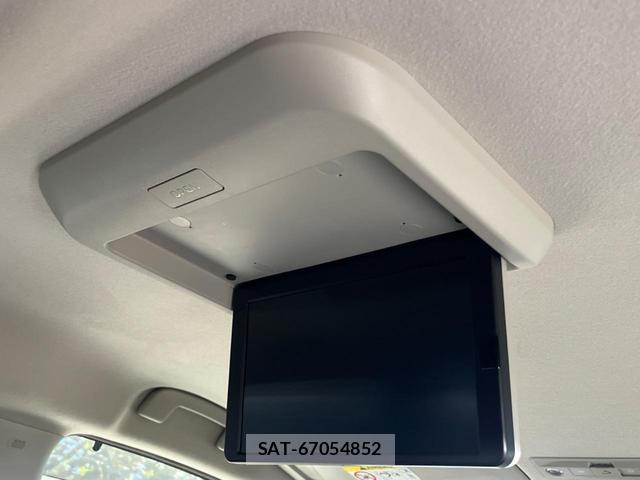 Nissan SERENA 2023-04 8865730-3