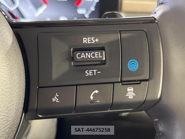 Nissan SERENA 2023-02 8865737-5