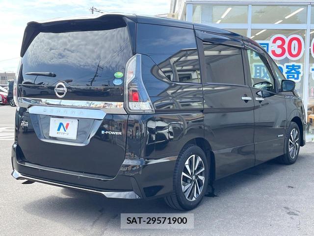 Nissan SERENA 2019-02 8866439-14