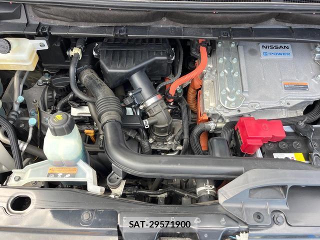 Nissan SERENA 2019-02 8866439-16