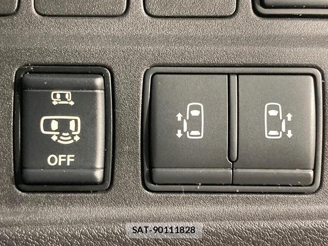 Nissan SERENA 2021-10 8866484-6