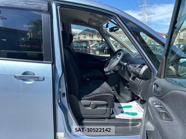Nissan SERENA 2013-09 8866695-8
