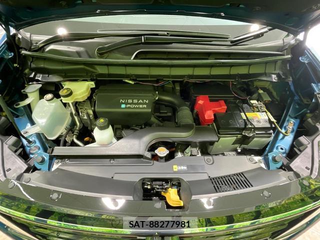 Nissan SERENA 2023-04 8866726-18