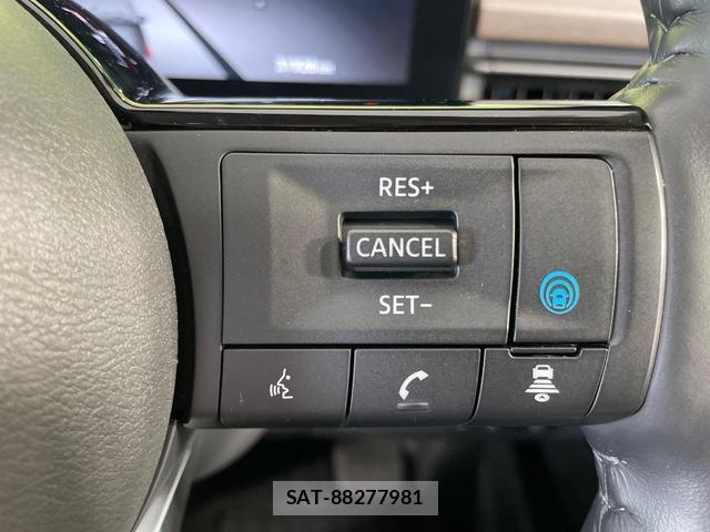 Nissan SERENA 2023-04 8866726-7