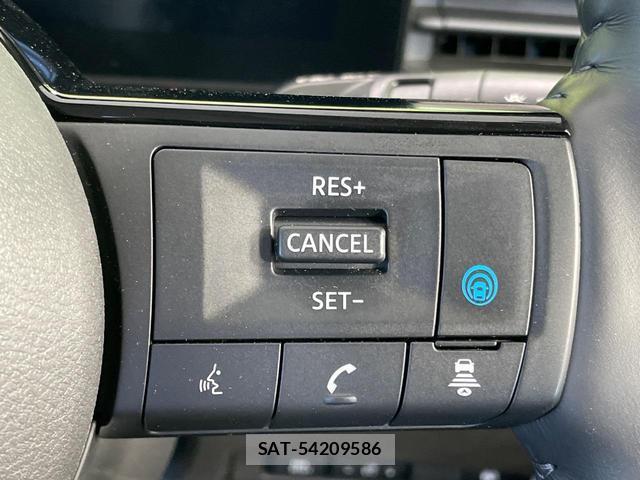 Nissan SERENA 2023-06 8866732-7