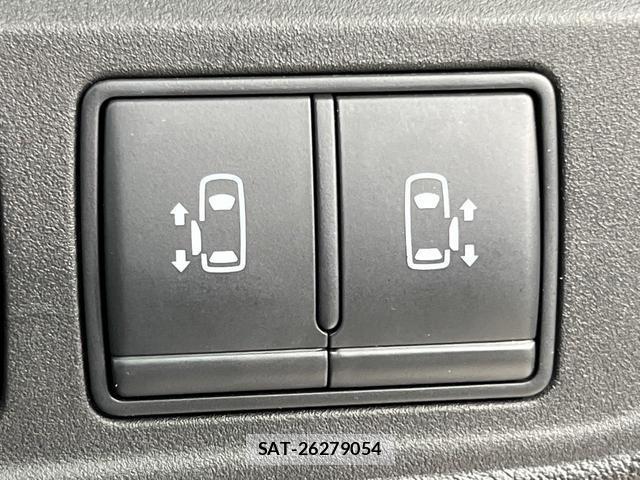 Nissan SERENA 2019-09 8867177-5