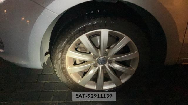 VolksWagen SHARAN 2012-12 8866893-5