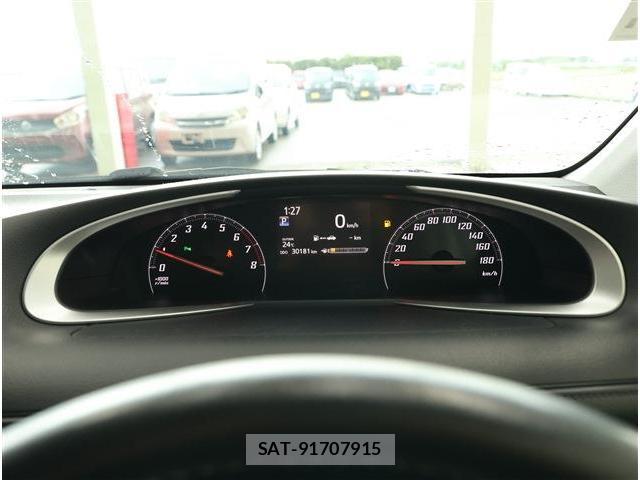 Toyota SIENTA 2020-02 8865451-7