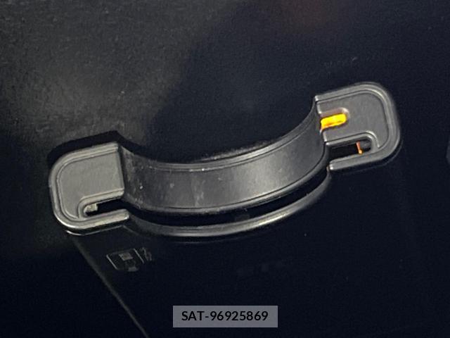 Toyota SIENTA 2020-12 8865733-7