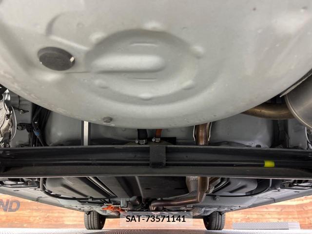 Toyota SIENTA 2020-12 8865739-19