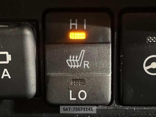 Toyota SIENTA 2020-12 8865739-6