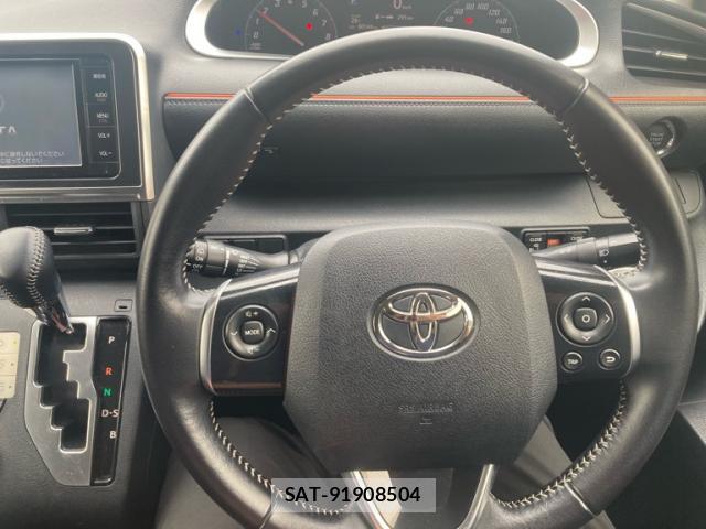 Toyota SIENTA 2015-09 8865926-7