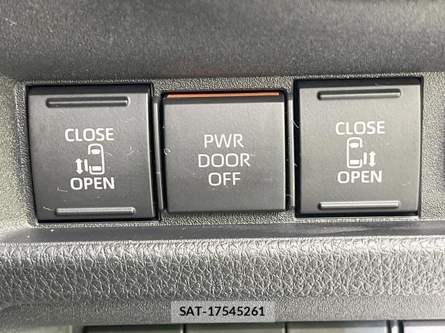 Toyota SIENTA 2024-12 8866032-3
