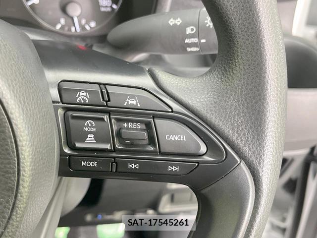 Toyota SIENTA 2024-12 8866032-5