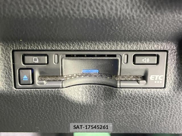 Toyota SIENTA 2024-12 8866032-6