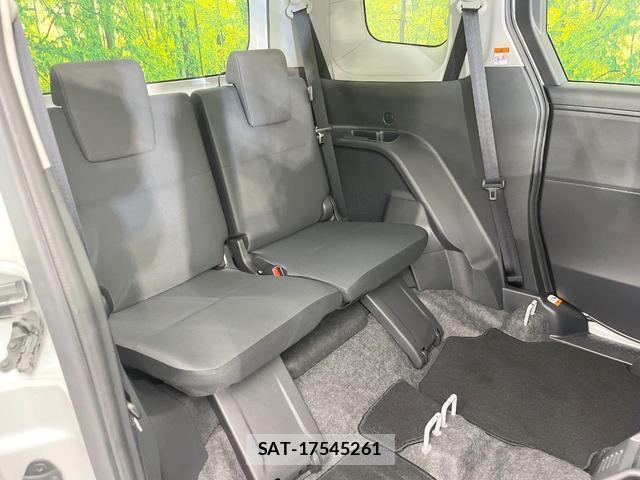 Toyota SIENTA 2024-12 8866032-9