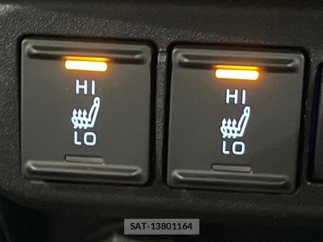 Toyota SIENTA 2024-07 8866132-5