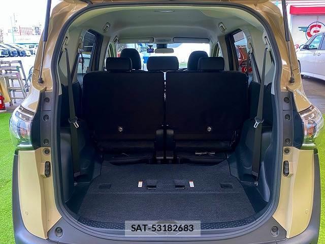 Toyota SIENTA 2021-10 8866326-12