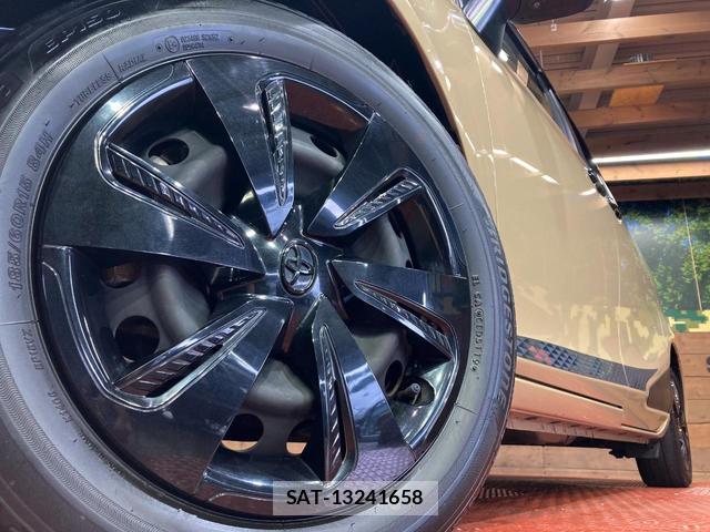 Toyota SIENTA 2020-01 8866817-12