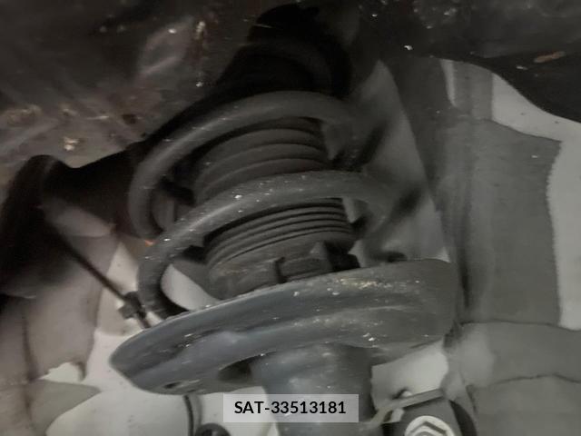 Toyota SIENTA 2024-11 8866918-19