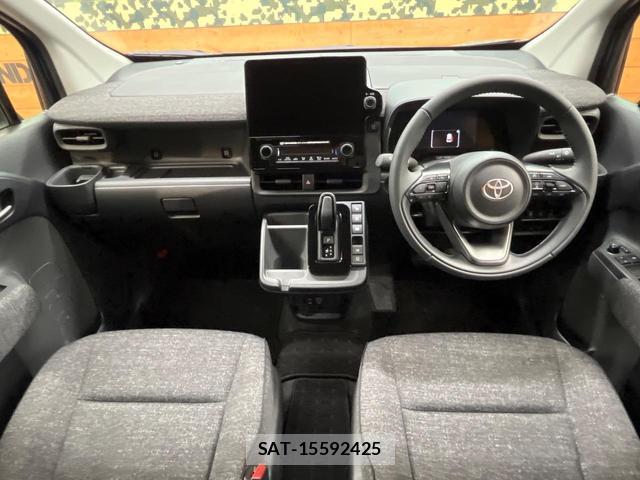 Toyota SIENTA 2026-06 8867084-1