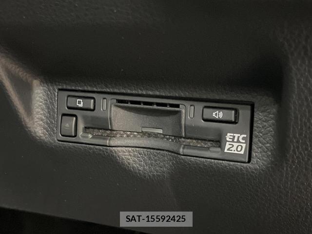 Toyota SIENTA 2026-06 8867084-6