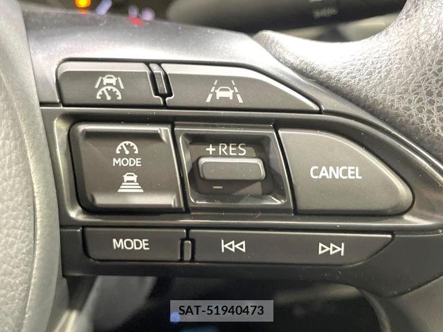 Toyota SIENTA 2023-11 8867504-6