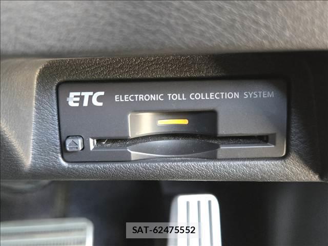 Nissan SKYLINE 2014-03 8865436-7