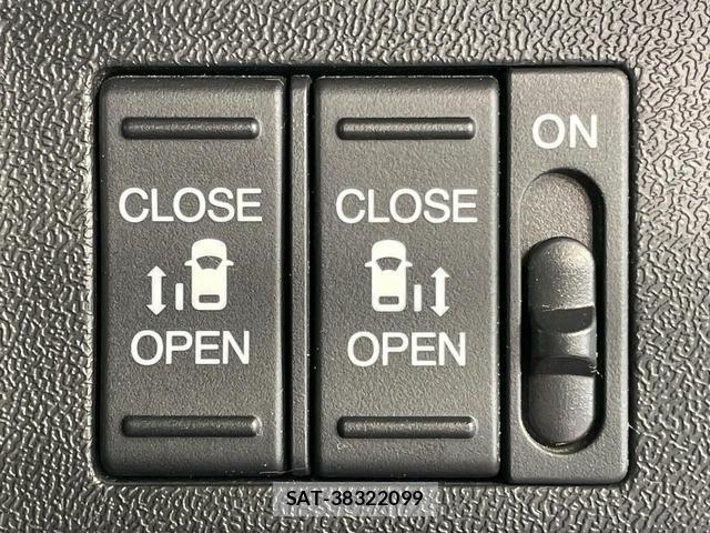 Honda e 2018-06 8866725-3