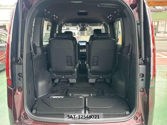Honda e 2025-10 8866592-10