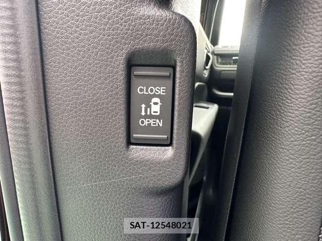 Honda e 2025-10 8866592-11