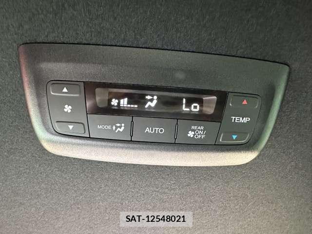 Honda e 2025-10 8866592-14