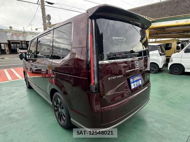Honda e 2025-10 8866592-17